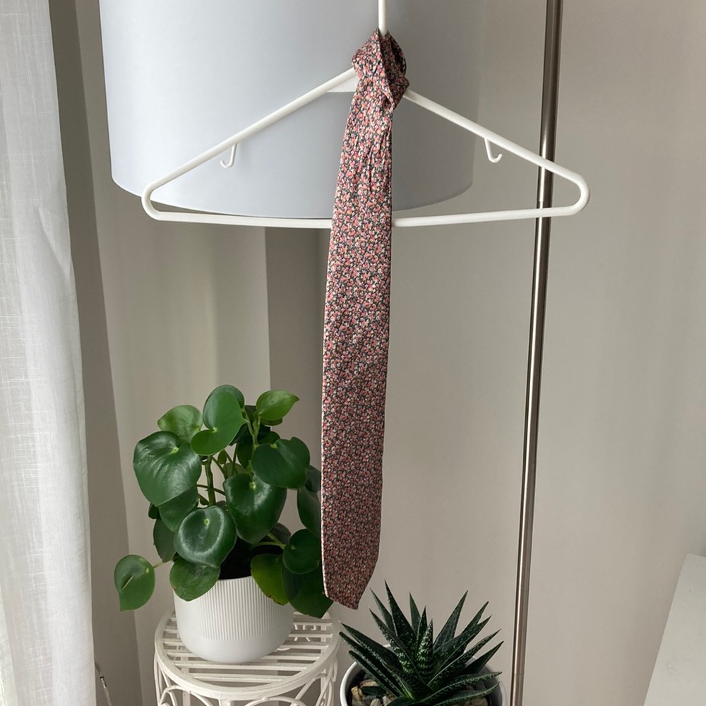 Liberty of London Vintage Tie (Approximately 57”)